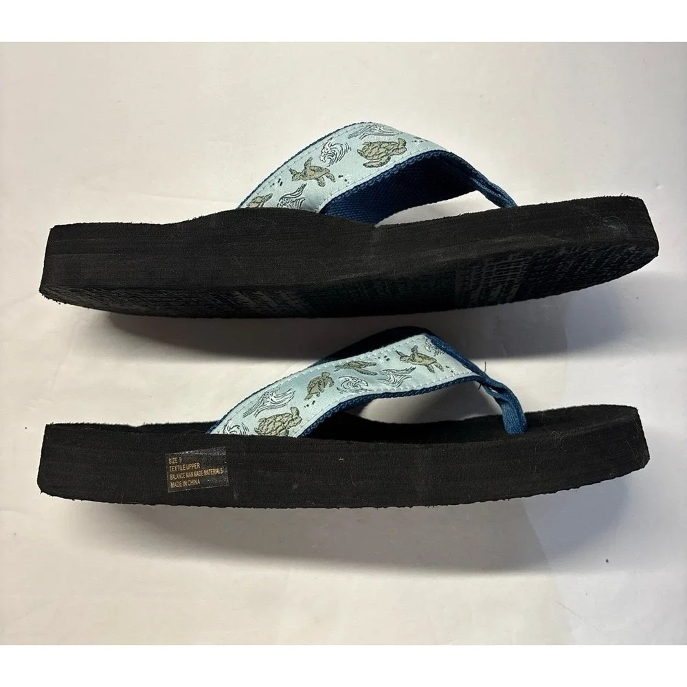 Tidewater Sandals Ocean Legends turtle flip flops (Sz. 9) - Picture 9 of 11